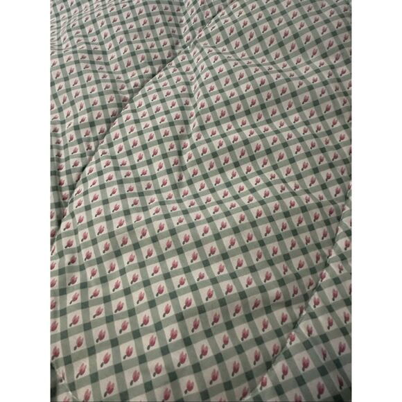 Coming Home Reversible Queen Floral Comforter Made in USA - Picture 2 of 3